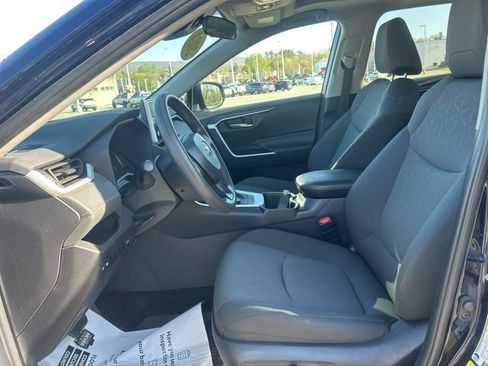 Used 2024 Toyota RAV4 XLE w/ Convenience Package image 8