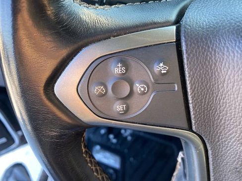 Used 2019 Chevrolet Tahoe LT image 18