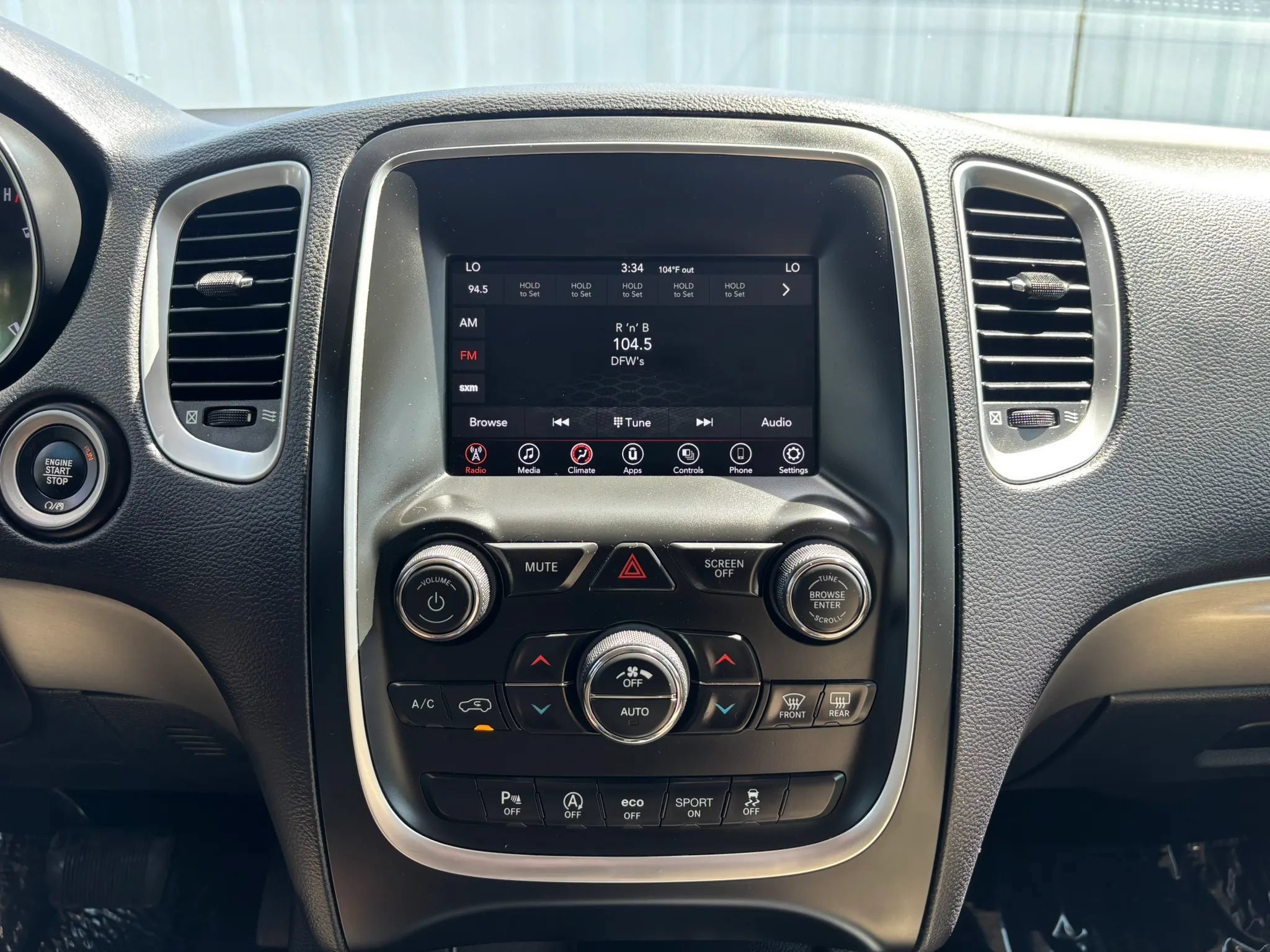 Used 2019 Dodge Durango SXT AWD/4WD image 29