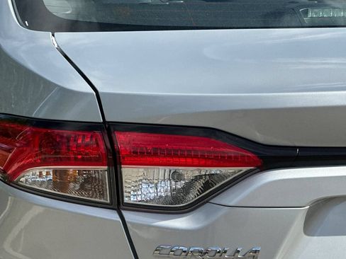 Used 2024 Toyota Corolla LE FWD image 45