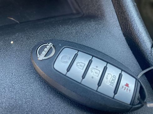 Used 2025 Nissan Altima 2.5 SV image 24