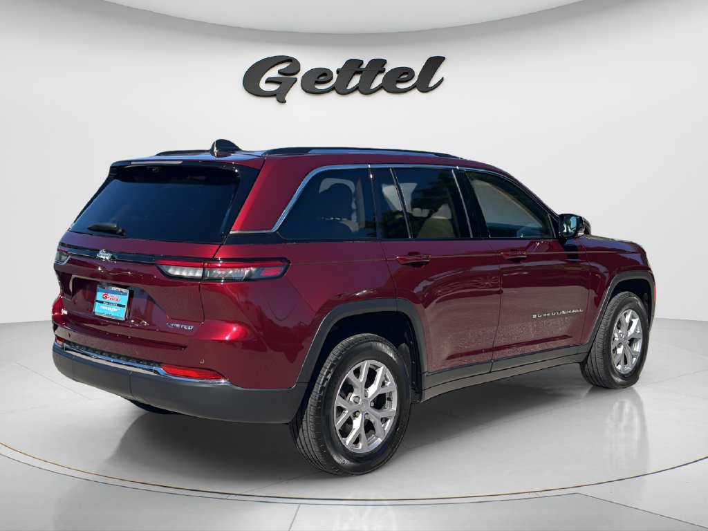 Used 2022 Jeep Grand Cherokee Limited w/ Luxury Tech Group II RWD image 6