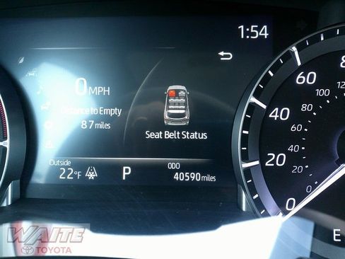 Certified 2022 Toyota Highlander Limited image 10