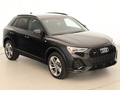 New 2025 Audi Q3 2.0T Premium image 31