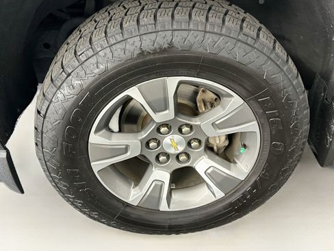 Used 2017 Chevrolet Colorado Z71 AWD/4WD image 11
