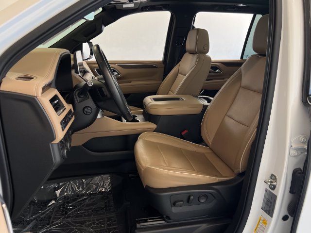 Used 2021 Chevrolet Tahoe Premier w/ Premium Package AWD/4WD image 28