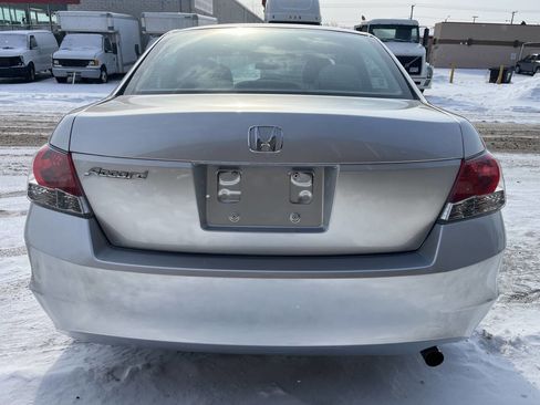 Used 2010 Honda Accord LX image 3