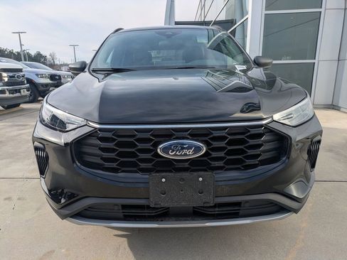 New 2026 Ford Escape ST-Line w/ Tech Pack #1 AWD/4WD image 8