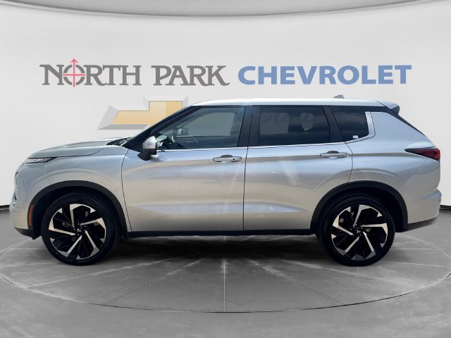 Used 2024 Mitsubishi Outlander SE AWD/4WD image 6