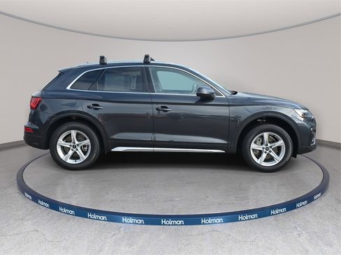 Certified 2023 Audi Q5 2.0T Premium w/ Convenience Package image 2