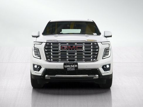Used 2025 GMC Yukon Denali AWD/4WD image 11