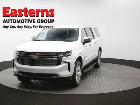 Used 2023 Chevrolet Suburban Premier RWD image 57