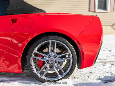 Used 2018 Chevrolet Corvette Stingray Convertible w/ 2LT Preferred Equipment Group image 5