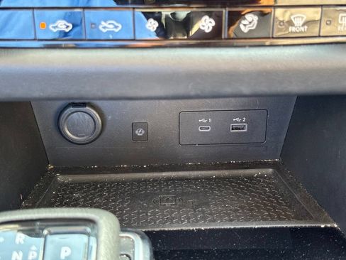 Used 2024 Nissan Pathfinder Platinum AWD/4WD image 22