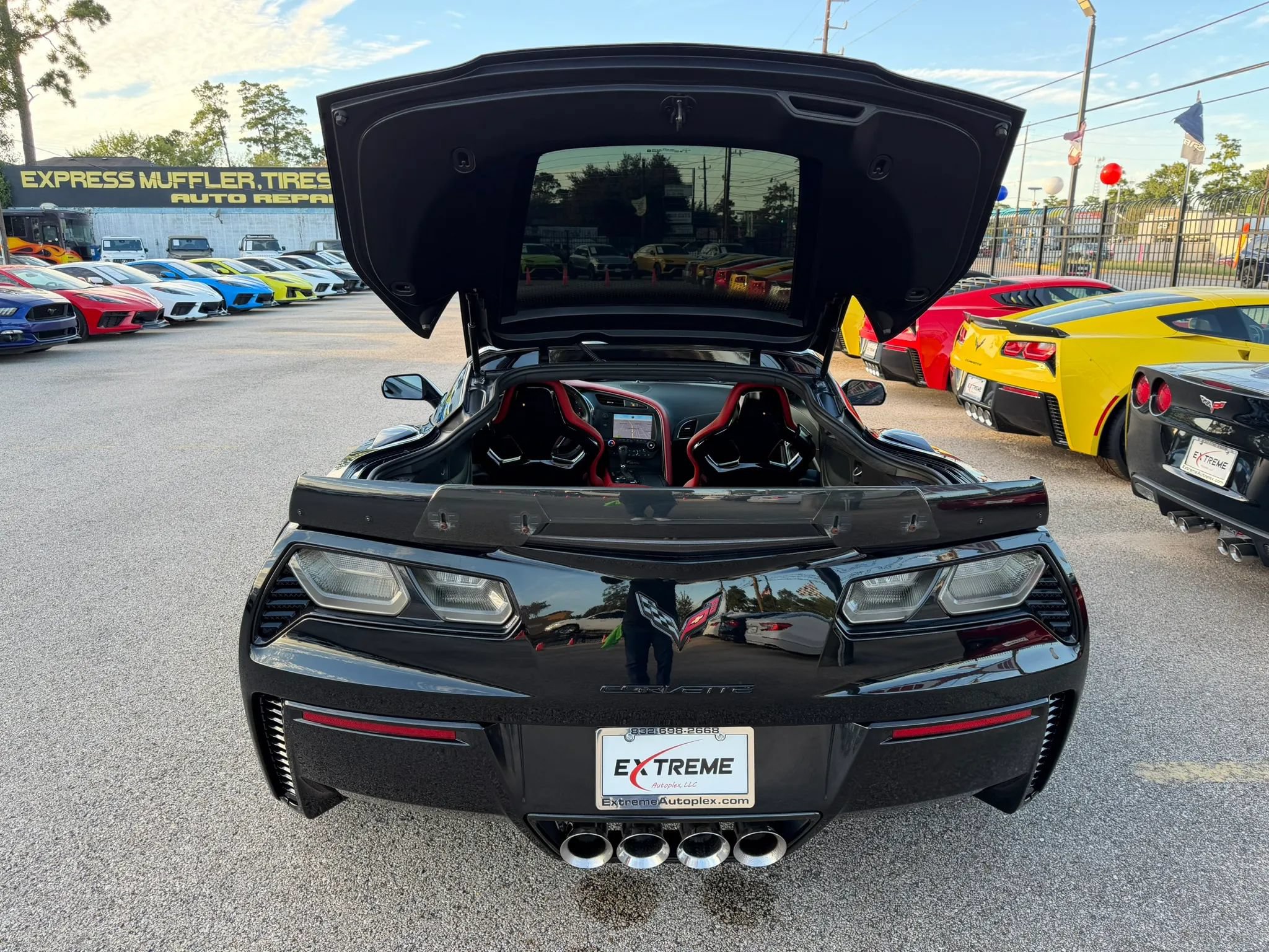 Used 2015 Chevrolet Corvette Z06 w/ 3LZ Preferred Equipment Group RWD image 42