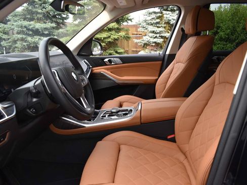 Used 2026 BMW X7 xDrive40i w/ Premium Package AWD/4WD image 15