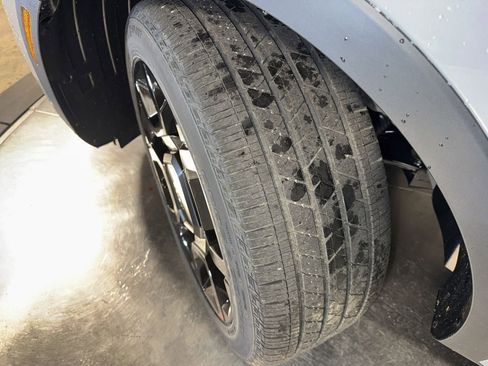 New 2025 Kia Sorento SX image 11