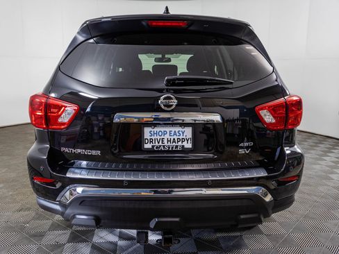 Used 2020 Nissan Pathfinder SV image 14