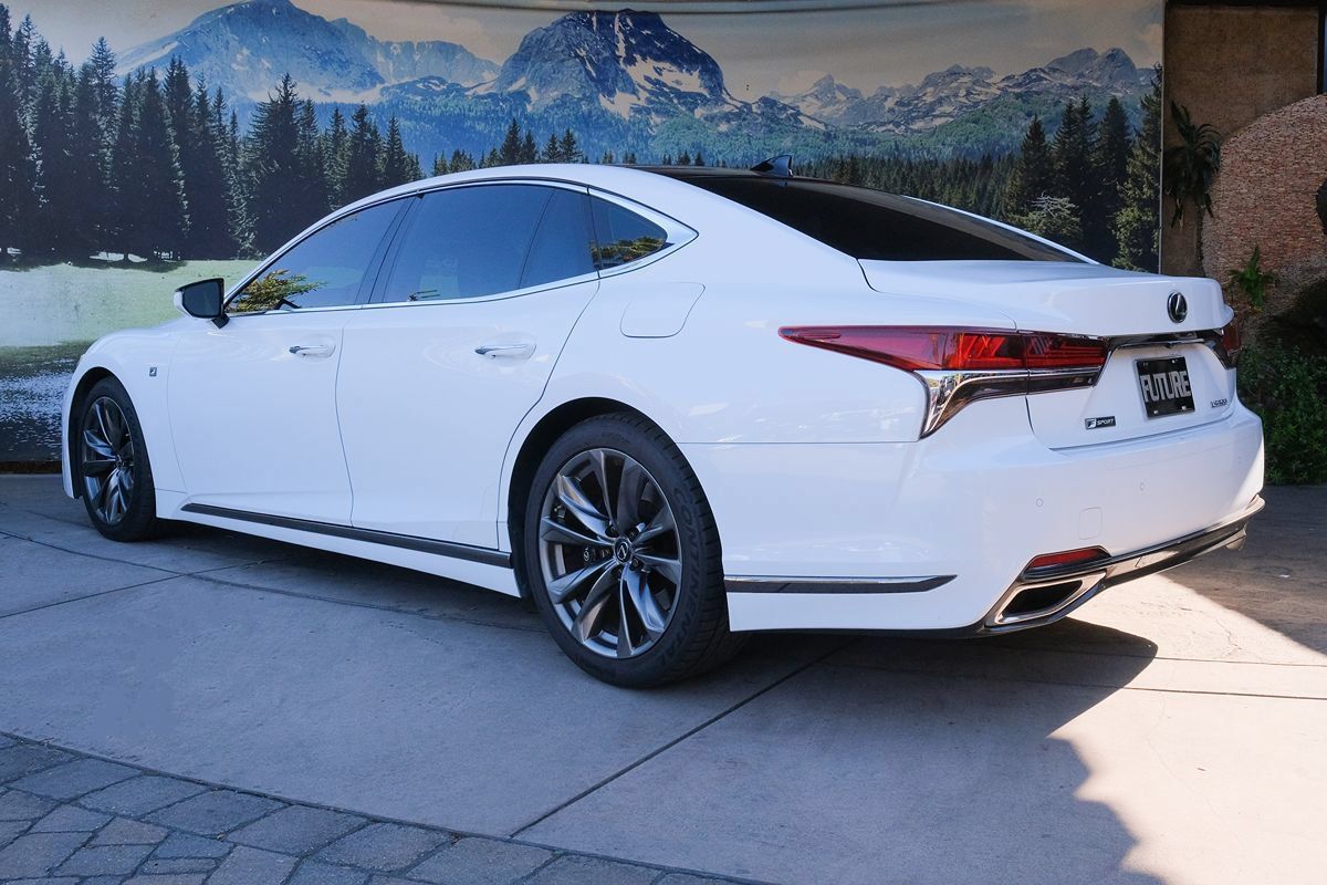 Used 2018 Lexus LS 500 F Sport w/ Performance Package RWD image 4