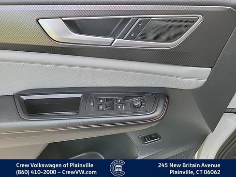 Certified 2024 Volkswagen Atlas Peak Edition SEL AWD/4WD image 38