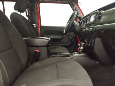 Used 2018 Jeep Wrangler Unlimited Sport AWD/4WD image 21