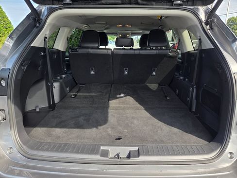 Certified 2026 Toyota Highlander XLE AWD/4WD image 11