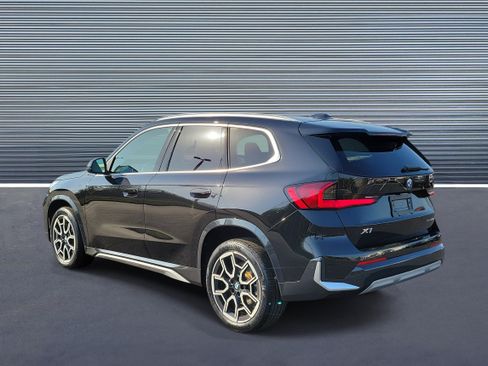 Used 2025 BMW X1 xDrive28i image 4