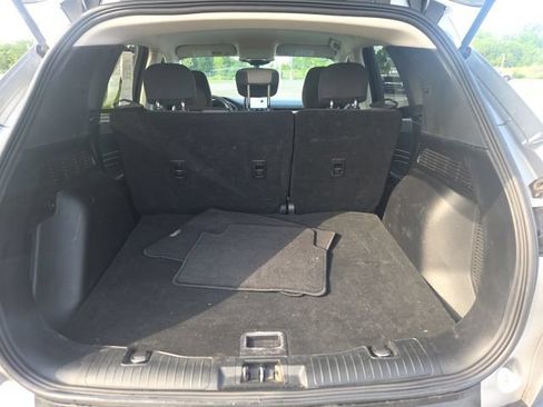 Used 2022 Ford Escape SE FWD image 11