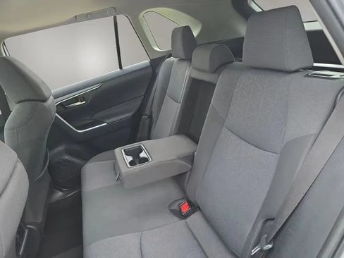 Used 2019 Toyota RAV4 XLE FWD image 37