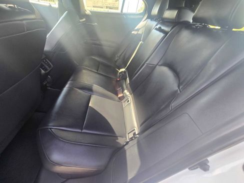 New 2026 Lexus UX 300h FWD image 20