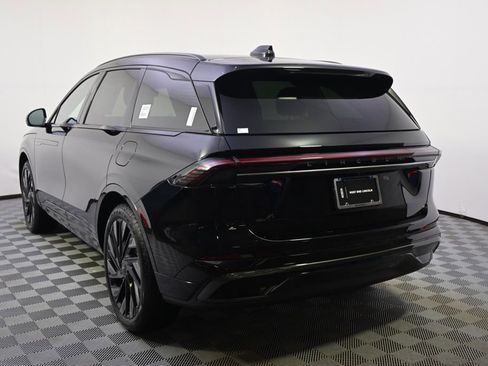 New 2026 Lincoln Nautilus Reserve w/ Jet Appearance Package image 4