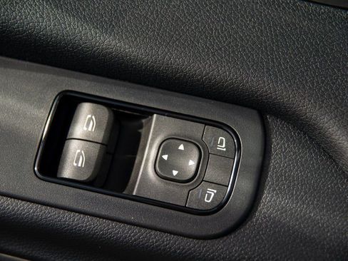 Used 2024 Mercedes-Benz Sprinter 3500 image 26