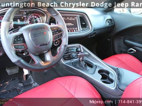 Used 2019 Dodge Challenger GT w/ Plus Package image 10