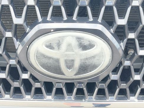 Used 2019 Toyota Tacoma TRD Off-Road AWD/4WD image 24