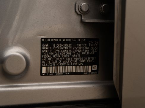 Certified 2025 Honda HR-V LX image 44