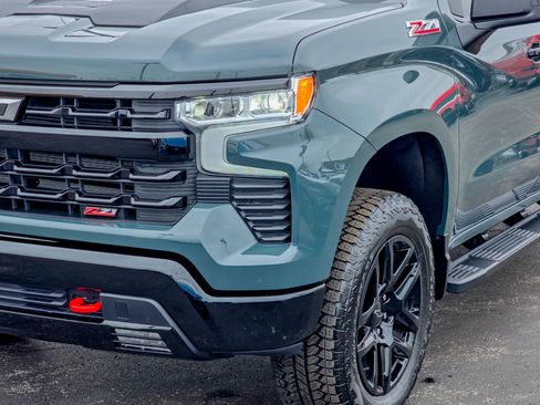 Used 2026 Chevrolet Silverado 1500 LT Trail Boss w/ Convenience Package II image 9