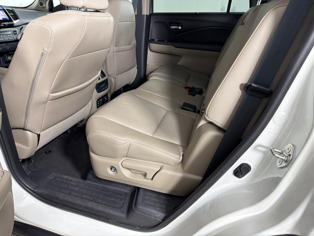 Used 2018 Honda Pilot Touring image 23