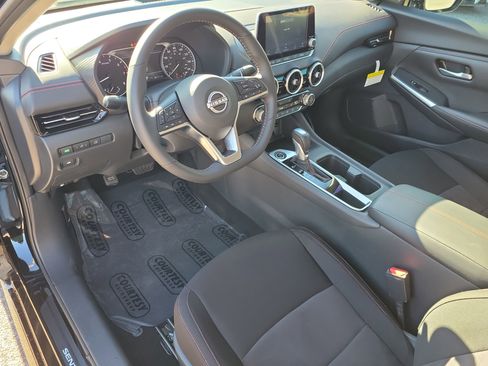 Certified 2025 Nissan Sentra SR image 22