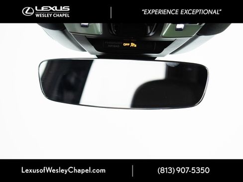 Used 2023 Porsche Cayenne AWD/4WD image 30