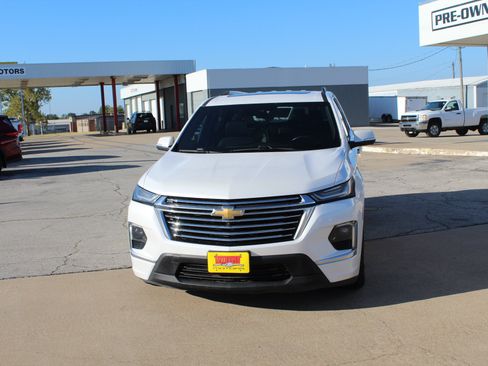 Used 2022 Chevrolet Traverse Premier AWD/4WD image 7