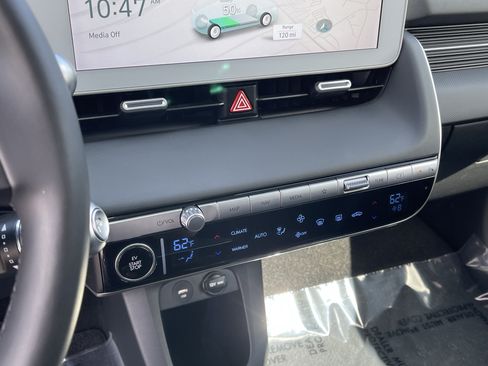 Certified 2024 Hyundai Ioniq 5 SEL RWD image 24