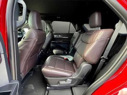 New 2025 Ford Explorer Platinum w/ Ultimate Package image 10