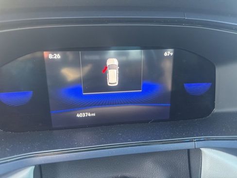 Used 2023 Volkswagen Taos SE image 12