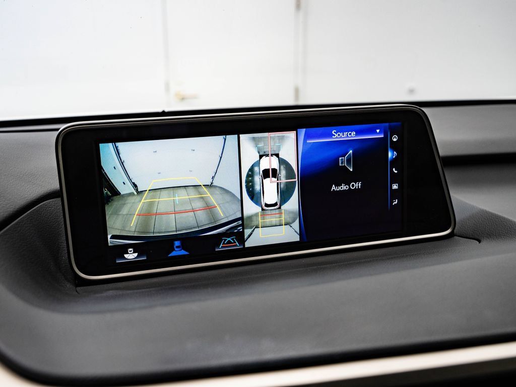 Used 2019 Lexus RX 450h AWD w/ Navigation Package image 34