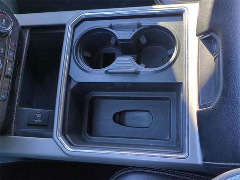 Used 2020 Ford F250 Lariat image 29