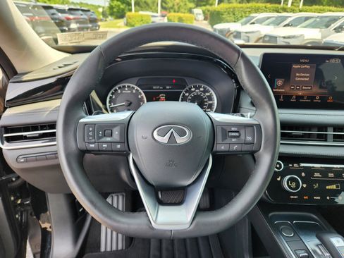 Certified 2025 INFINITI QX60 Pure w/ Cargo Package AWD/4WD image 18
