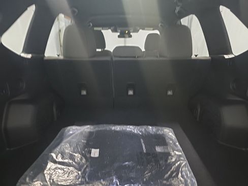 Certified 2025 Subaru Forester image 7