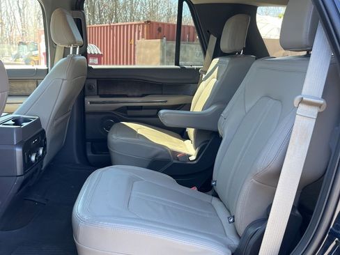 Used 2021 Ford Expedition Limited image 14