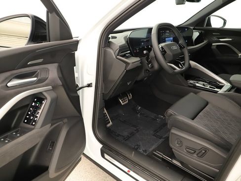 New 2026 Audi SQ5 Premium Plus AWD/4WD image 14