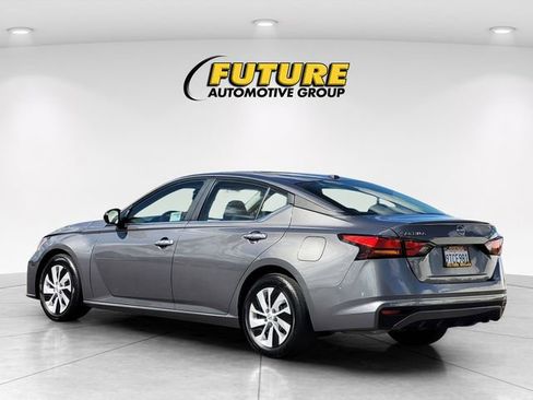 Certified 2025 Nissan Altima 2.5 S image 7